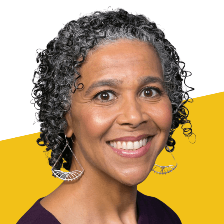 Sara Clarke headshot