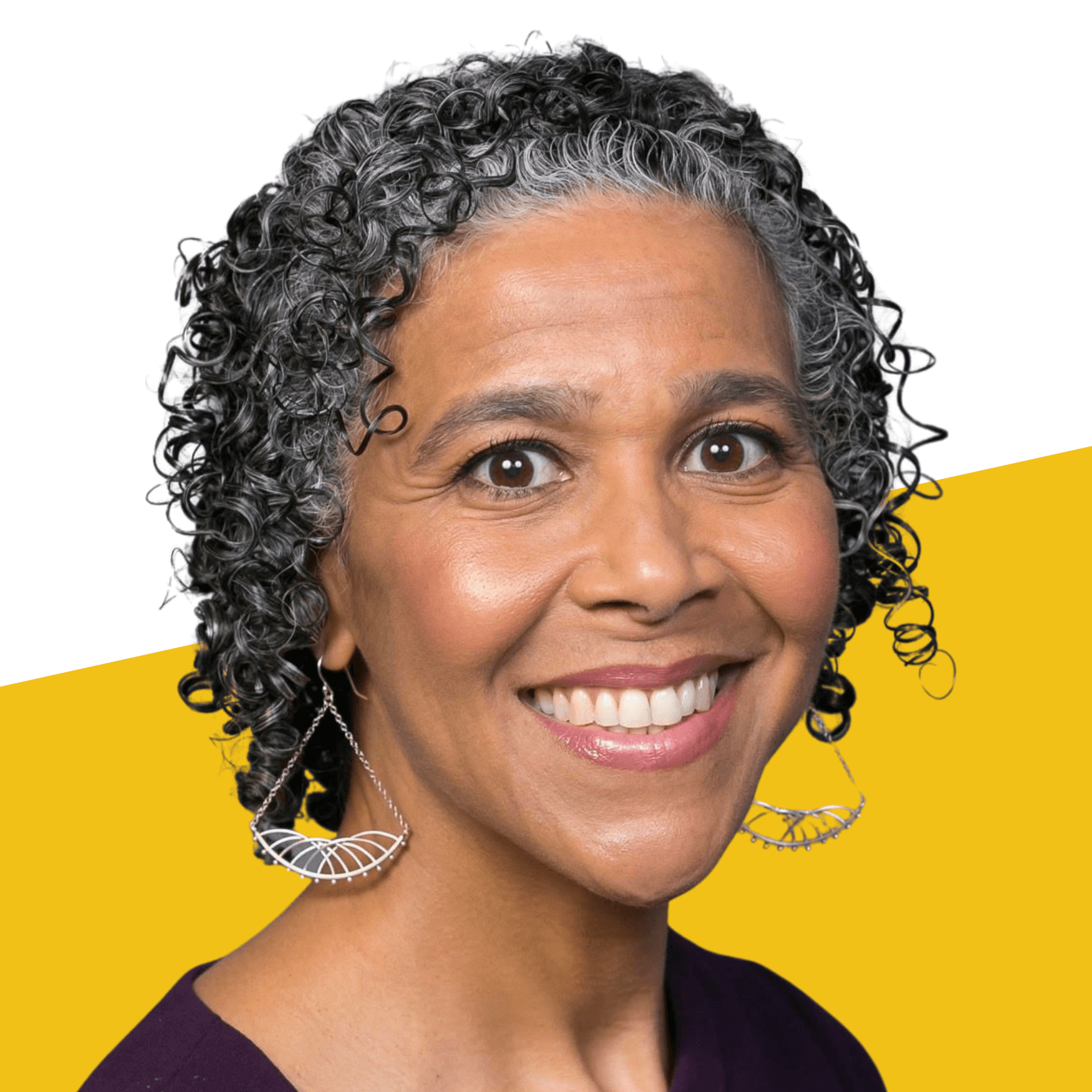 Sara Clarke headshot