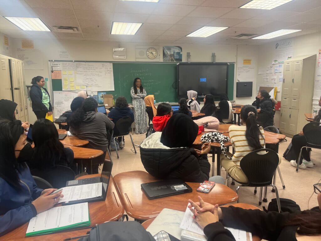 Students learn about the work of a journalist.